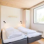 8 Person In * Nørre Nebel